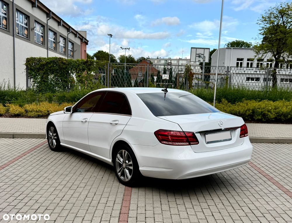 Mercedes-Benz Klasa E 220 BlueTEC 9G-TRONIC Avantgarde - 2