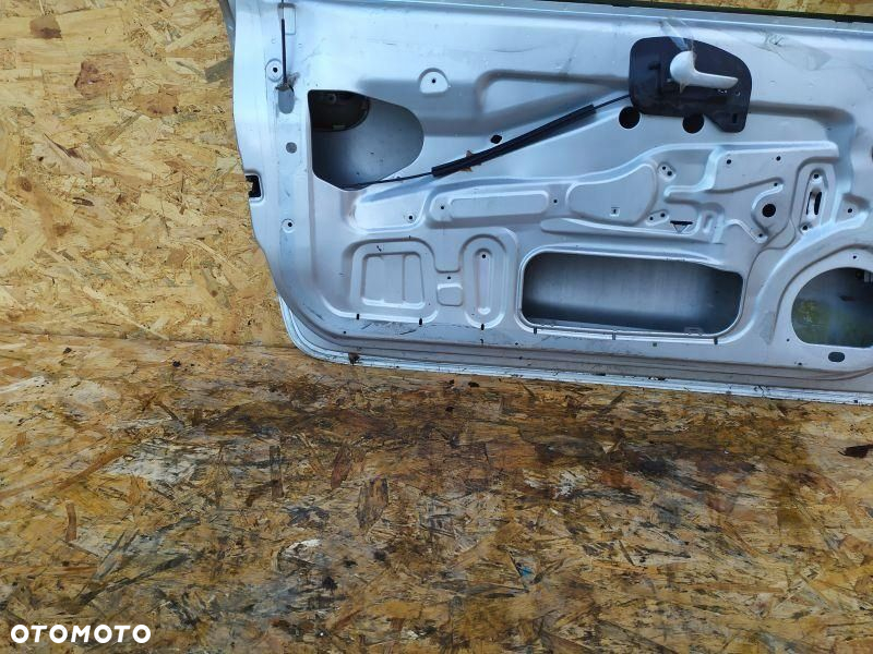 DRZWI LWEW KIEROWCY SREBRNE OPEL CORSA C 3D - 9