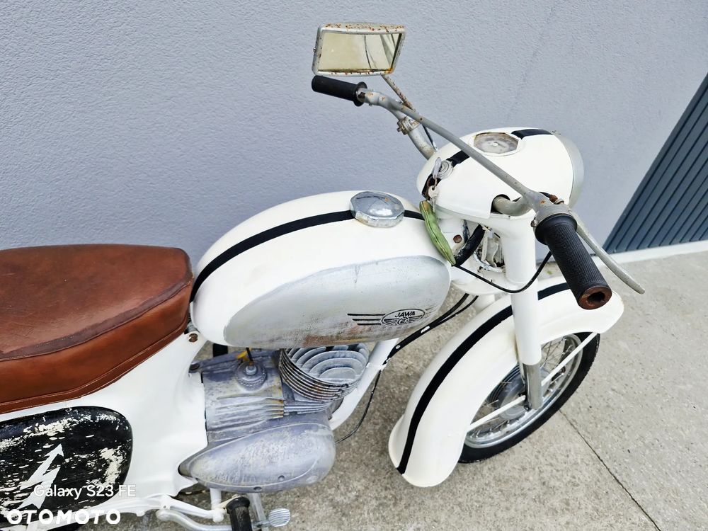 Honda NX - 13
