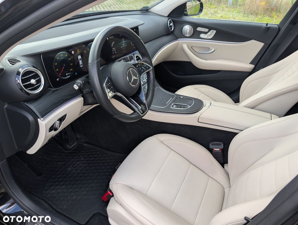 Mercedes-Benz Klasa E 220 d 4-Matic Avantgarde - 1