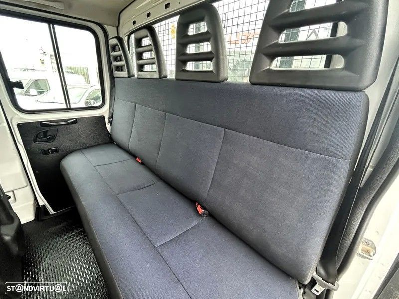 Iveco Daily 2.3 35-160 CABINE DUPLA - 25