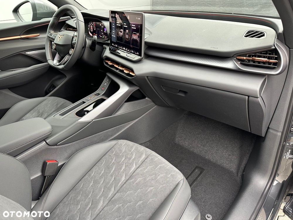 Cupra Terramar 1.5 eTSI mHEV DSG - 24