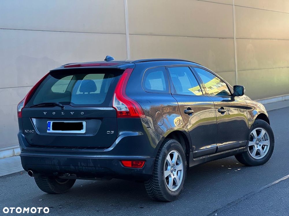 Volvo XC 60 DRIVe Momentum - 4