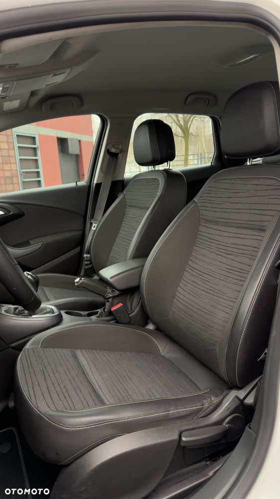 Opel Astra 1.6 CDTI DPF ecoFLEX Start/Stop Exklusiv - 27