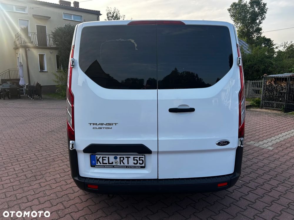 Ford TRANSIT CUSTOM - 10