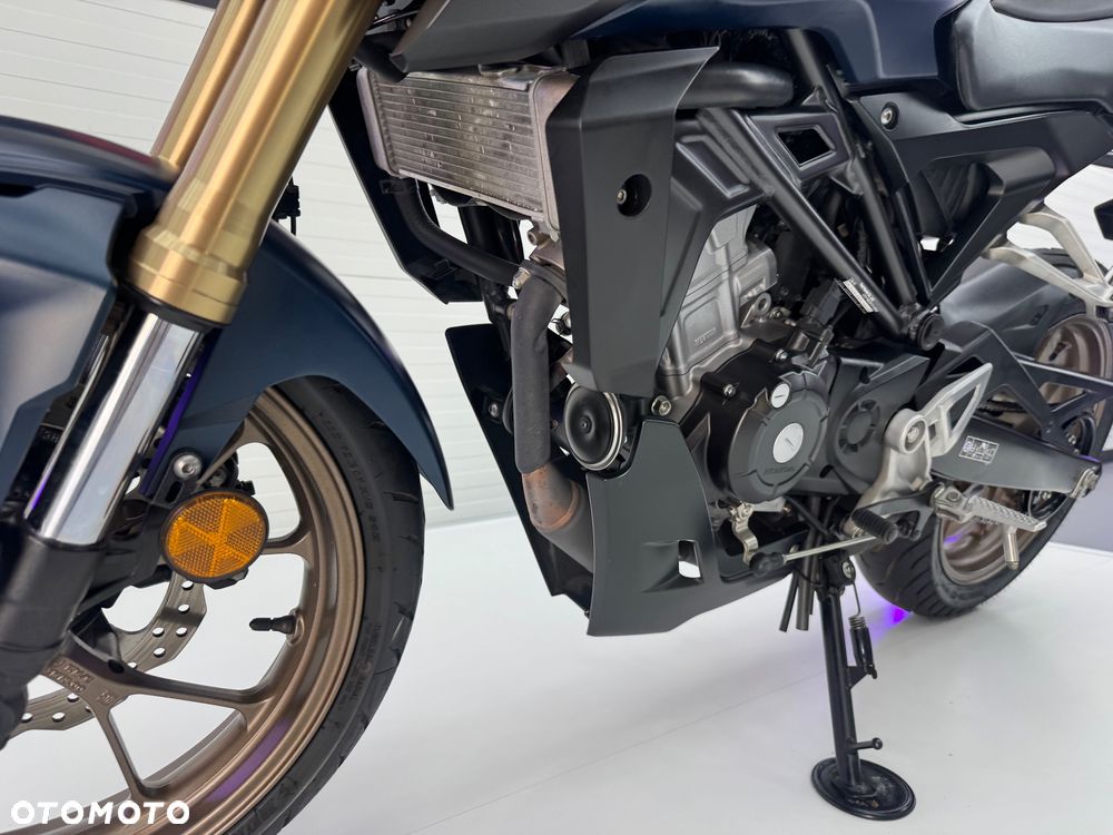 Honda CB - 34