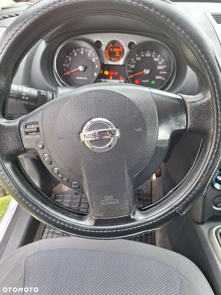 Nissan Qashqai 2.0 Visia - 12