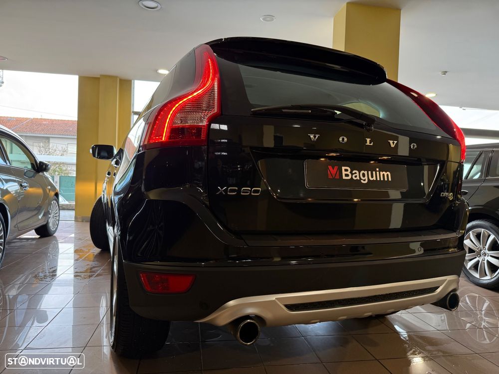 Volvo XC 60 2.0 D3 Drive R-Design - 13