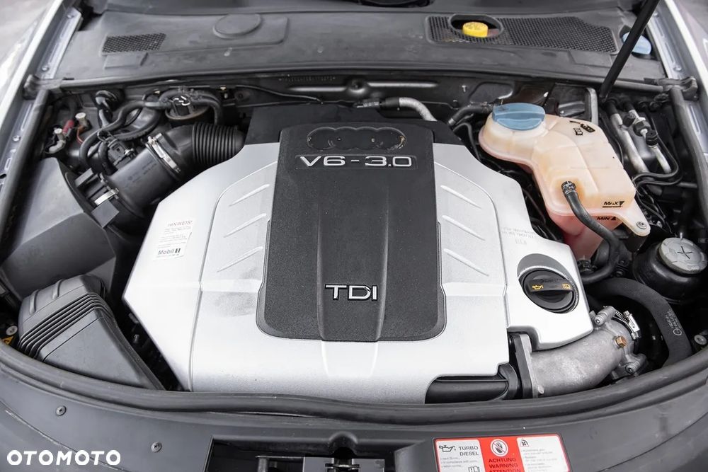 Audi A6 Avant 3.0 TDI DPF quattro tiptronic - 32