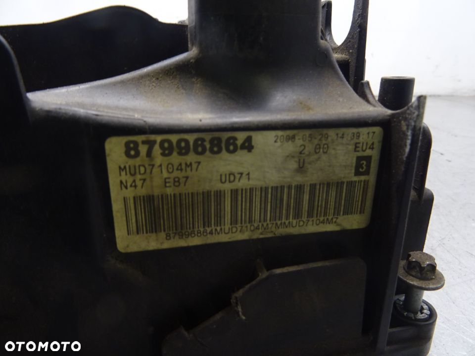 BMW E87 LIFT 07-11 2.0D N47D20A POKRYWA ZAWORÓW - 4