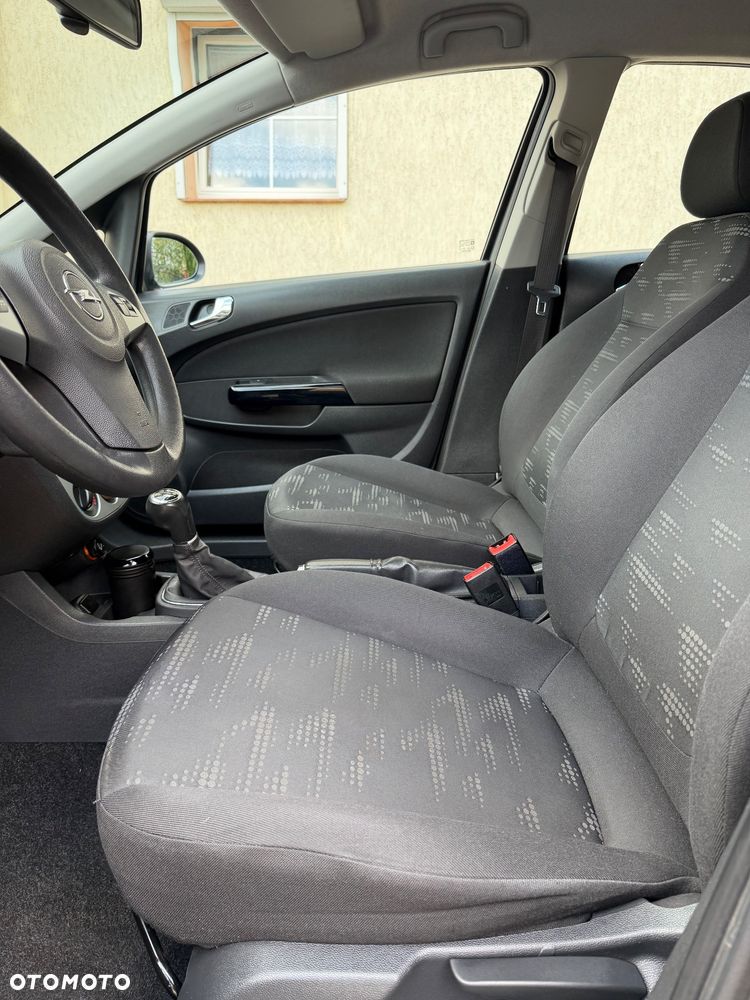 Opel Corsa 1.2 16V Enjoy - 8