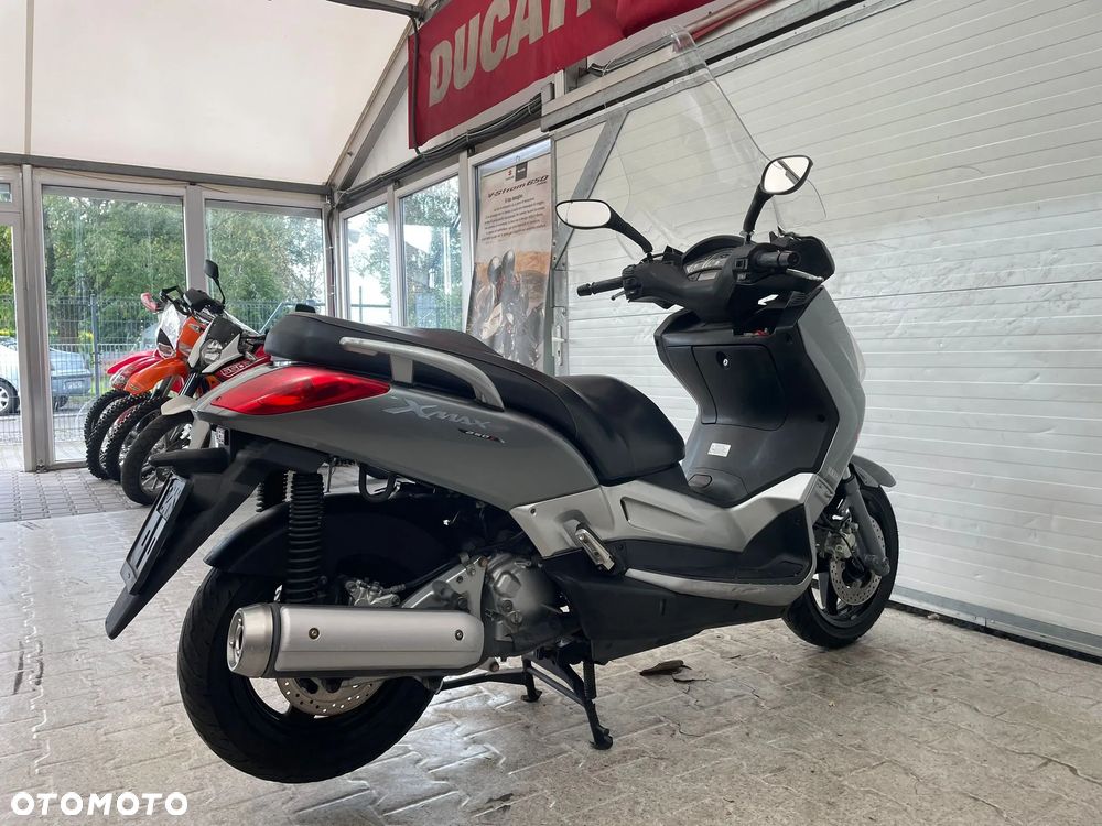 Yamaha X-max - 7