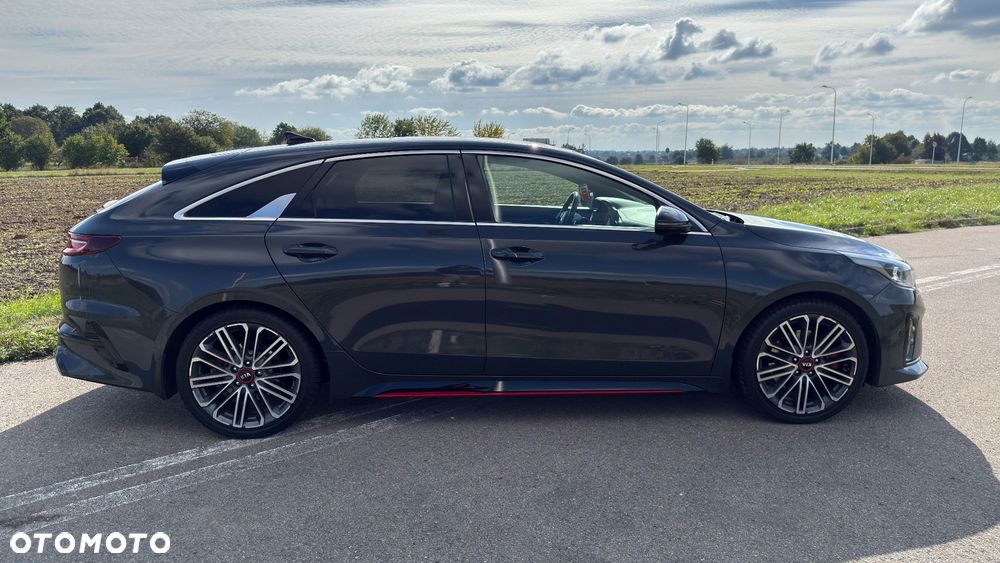 Kia ProCeed 1.6 T-GDI GT DCT - 6