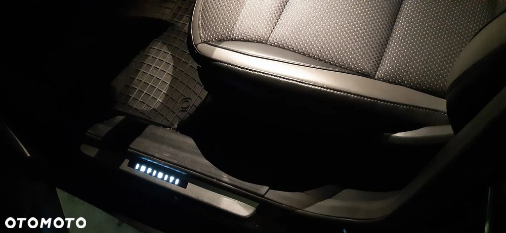 Infiniti QX30 2.0t Luxe Tech AWD 7DCT - 19