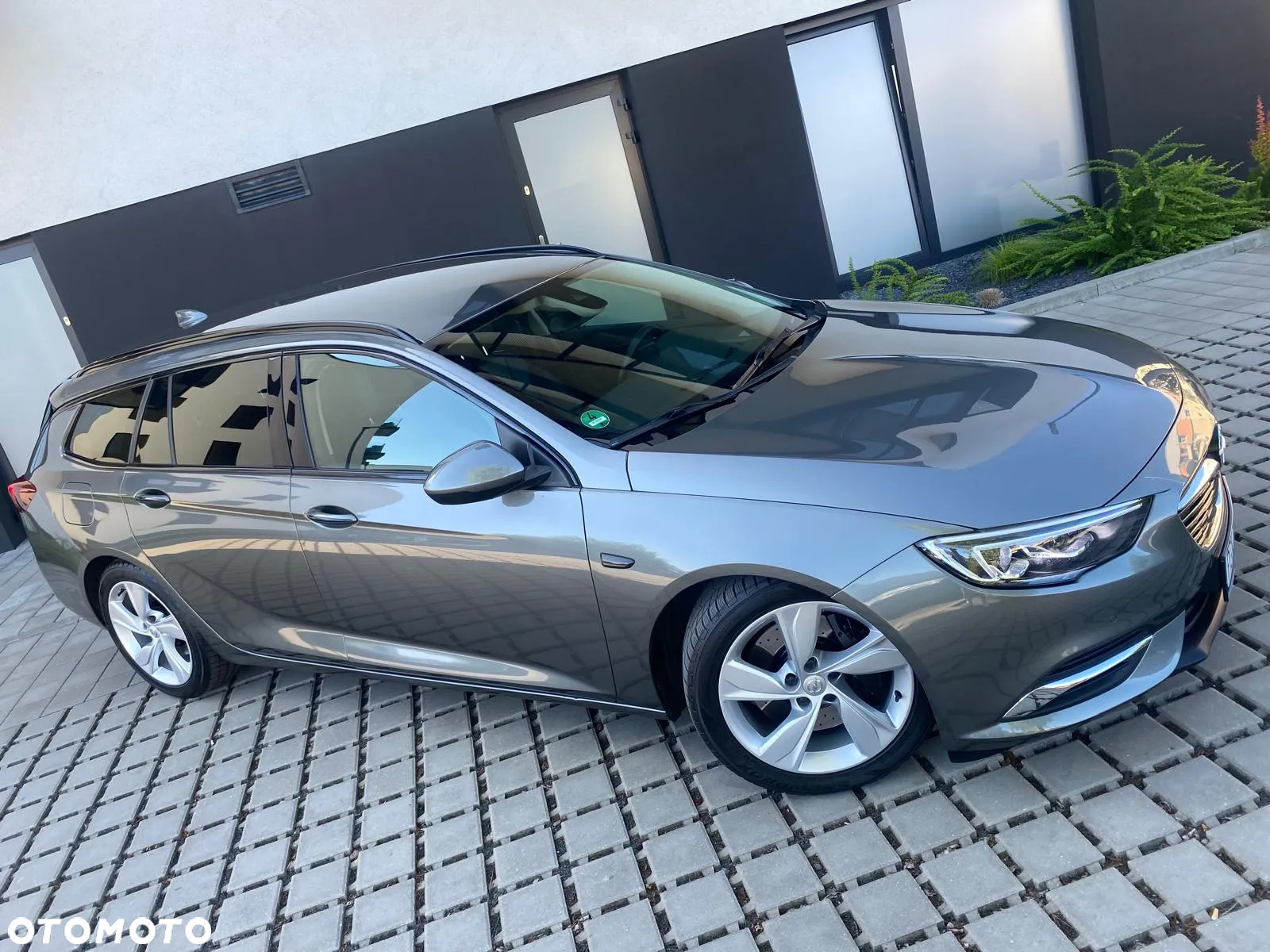 Opel Insignia 2.0 T 4x4 GSi S&S - 11