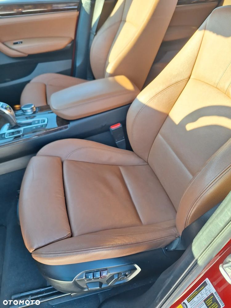 BMW X3 28i xDrive - 16