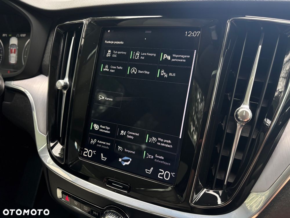 Volvo V60 D3 Geartronic Momentum Pro - 34