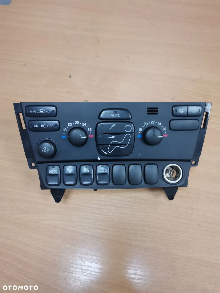Panel klimy klimatyzacji Volvo S60 V70 XC70 lift 30746022 - 1