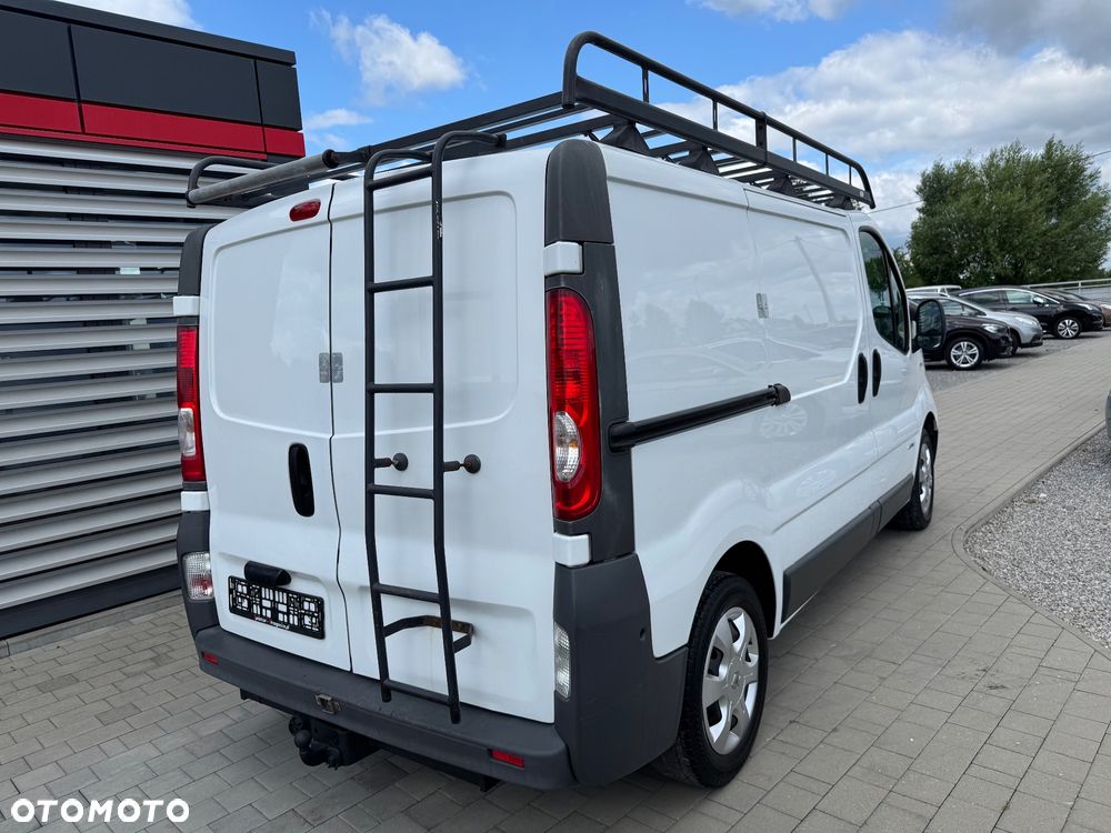 Renault Trafic - 8
