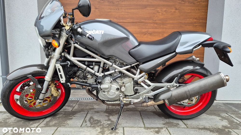 Ducati Monster - 1