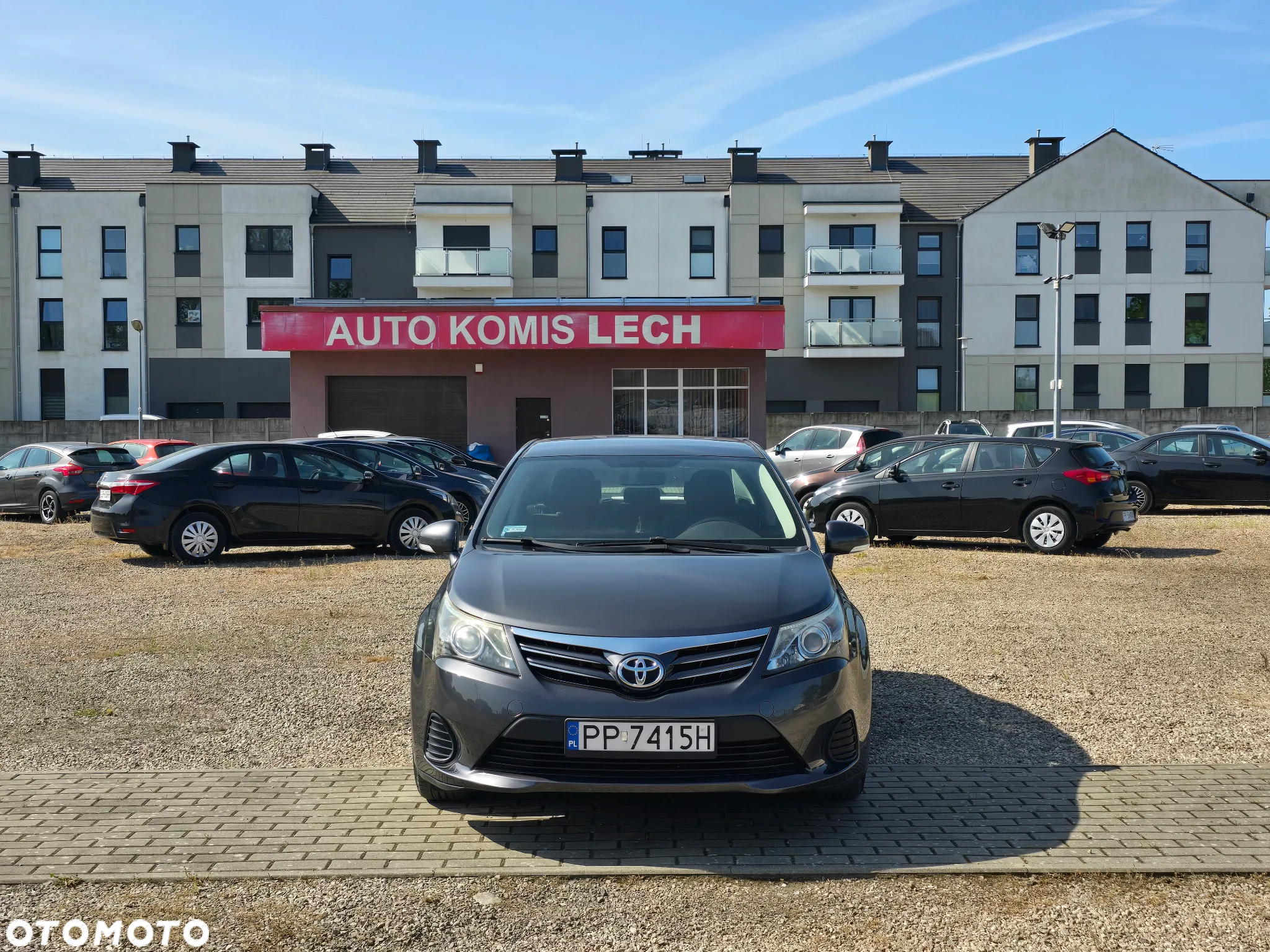 Toyota Avensis 1.6 Luna - 2