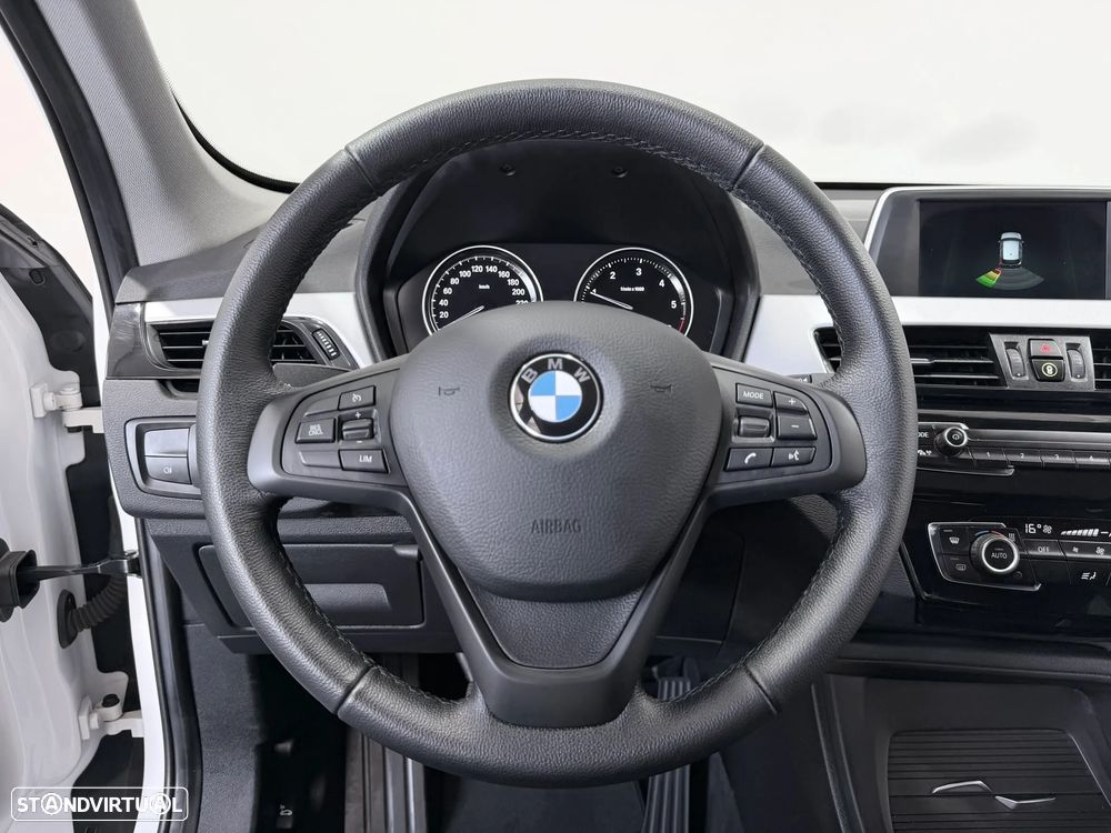 BMW X1 16 d sDrive Advantage - 24