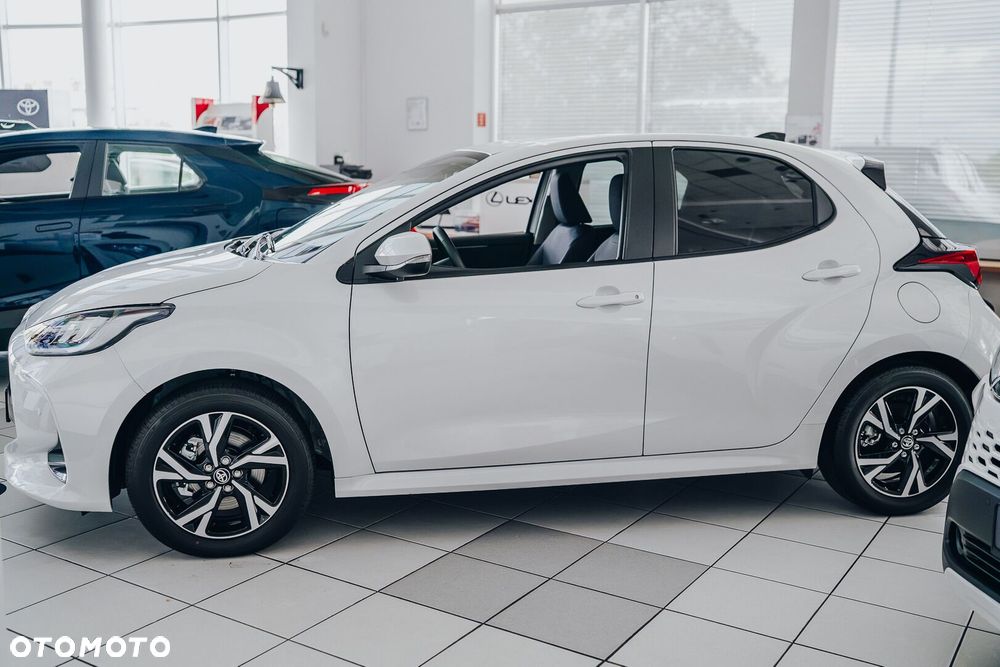 Toyota Yaris Hybrid 1.5 Style - 3