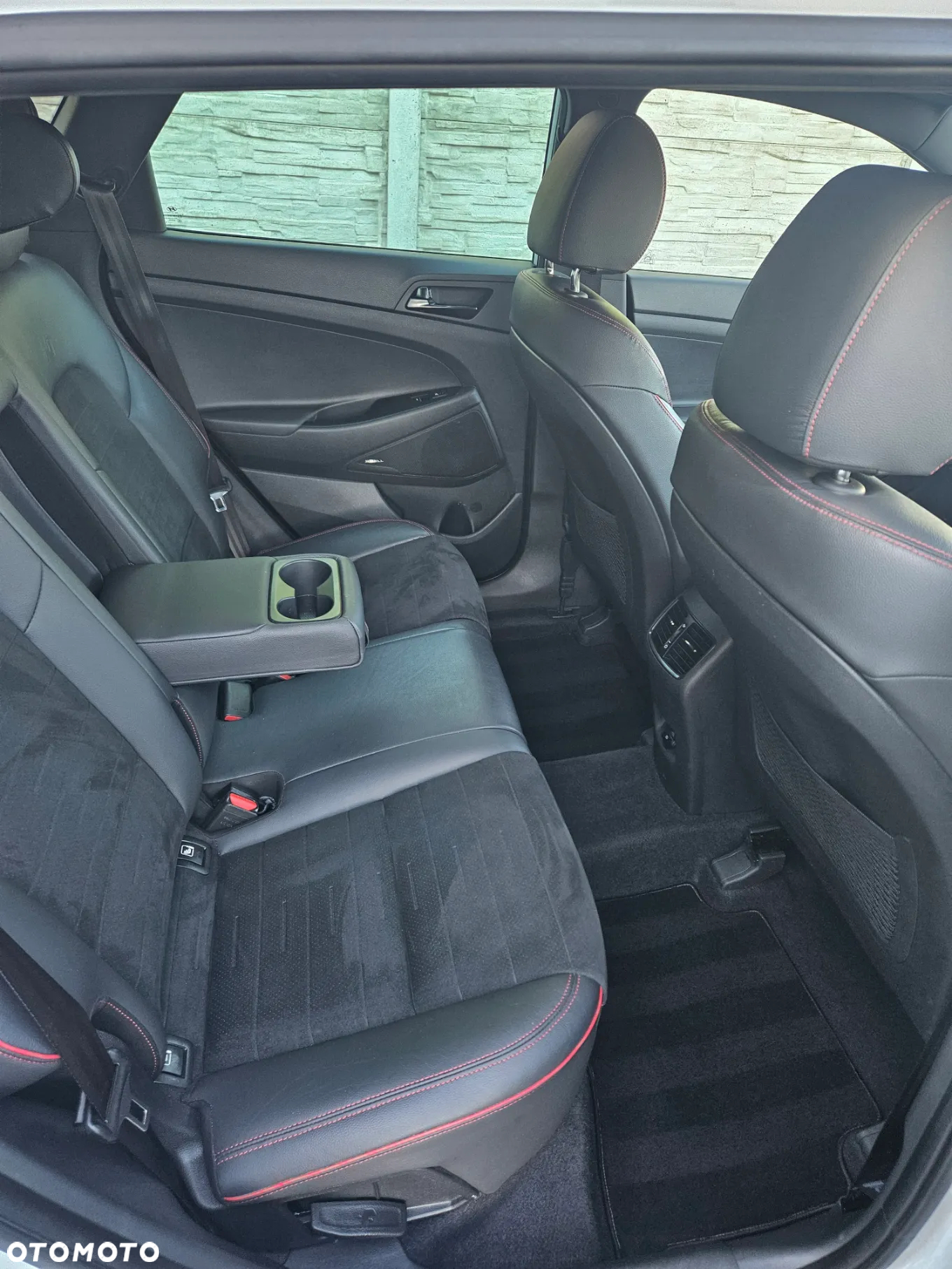 Hyundai Tucson 2.0 CRDI Comfort 4WD - 6