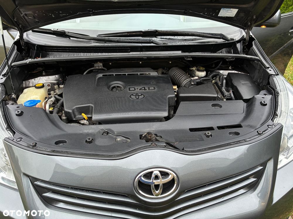 Toyota Verso - 21
