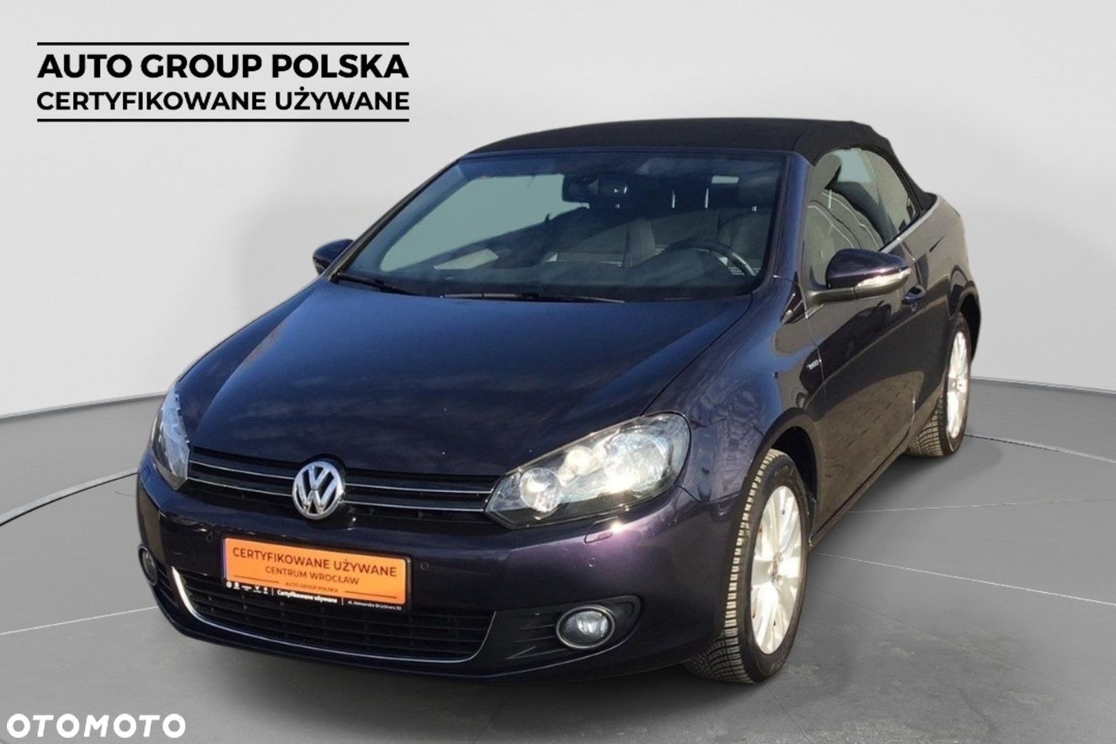 Volkswagen Golf - 1