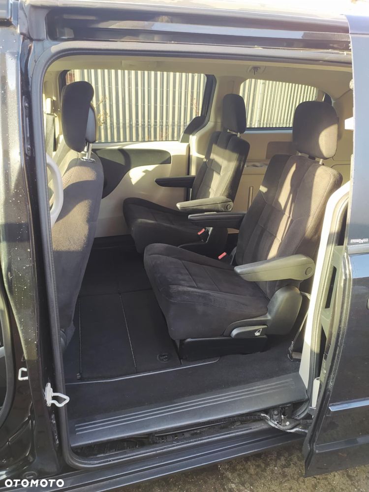 Dodge Grand Caravan 3.6 R/T - 12