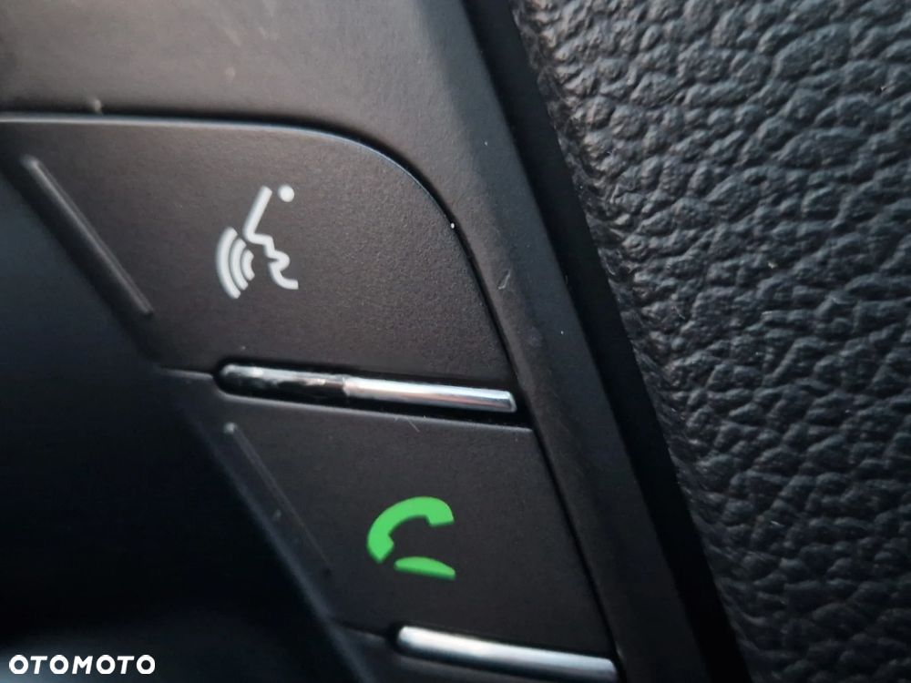 Kia Ceed 1.6 GDI Business Line - 31