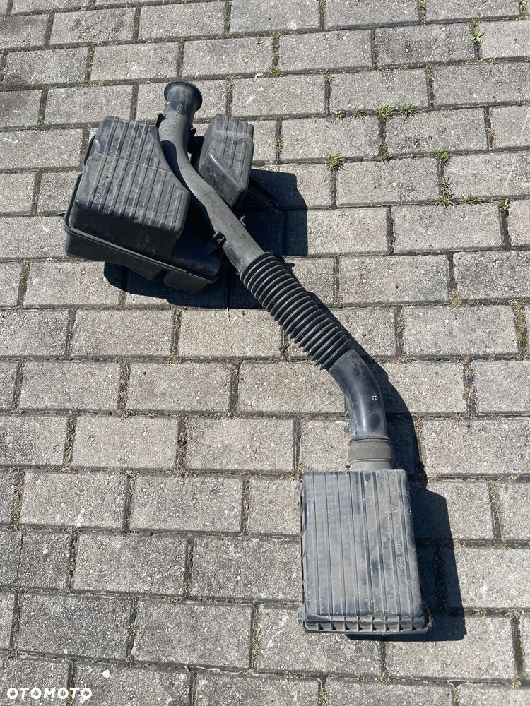 Rezonator obudowa filtra powietrza Honda Civic VI 1.4 iS 1995-2001 - 1