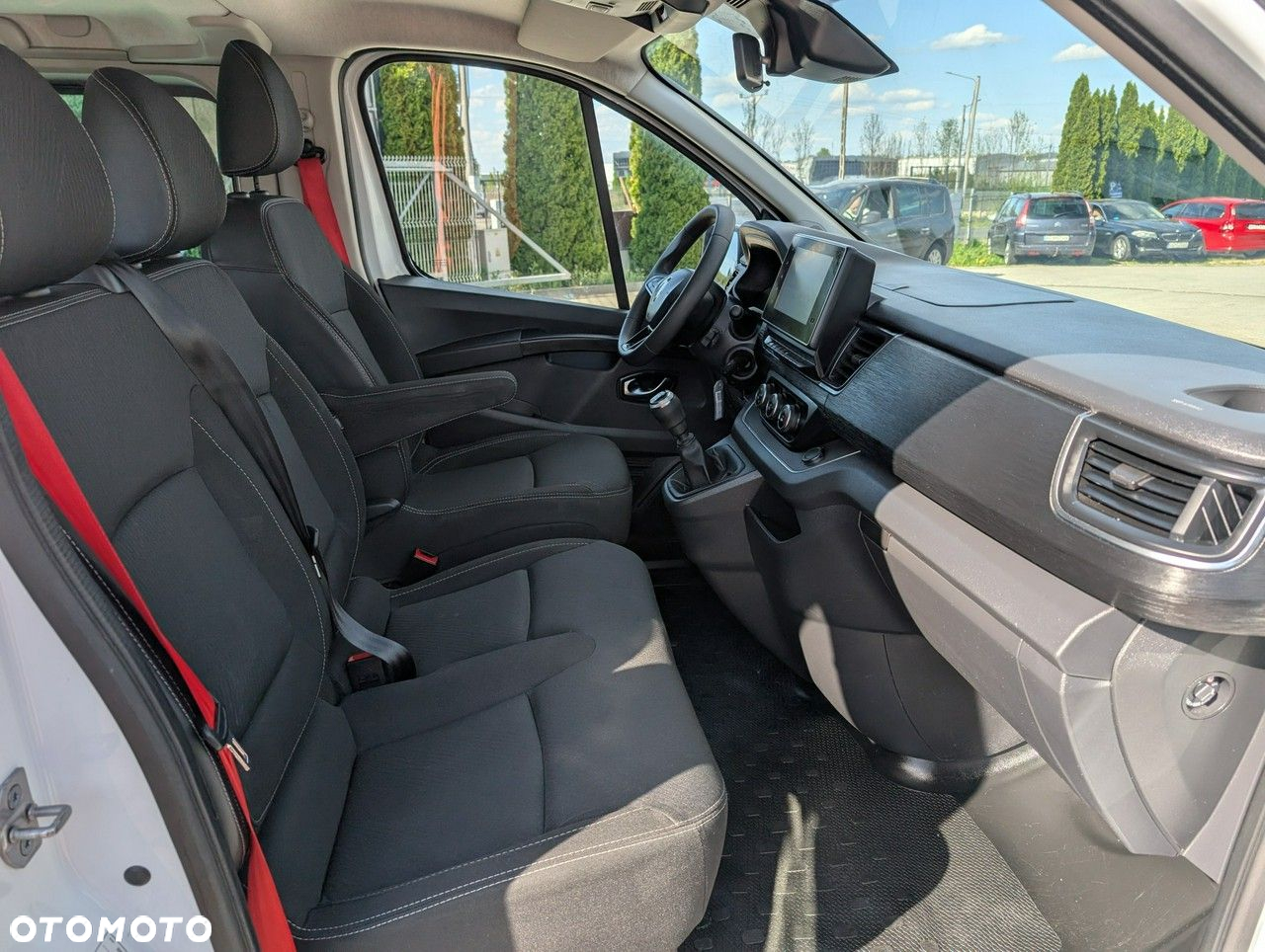 Renault Trafic - 13