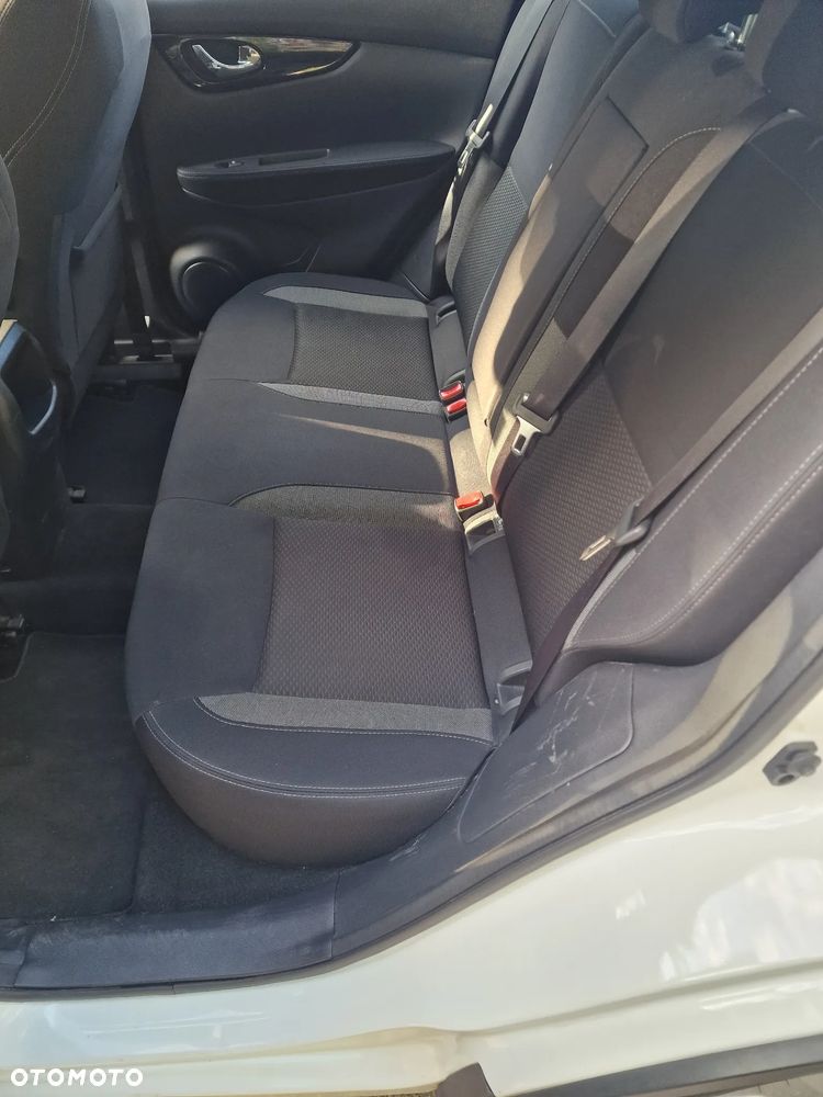 Nissan Qashqai 1.5 dCi DCT ACENTA - 25