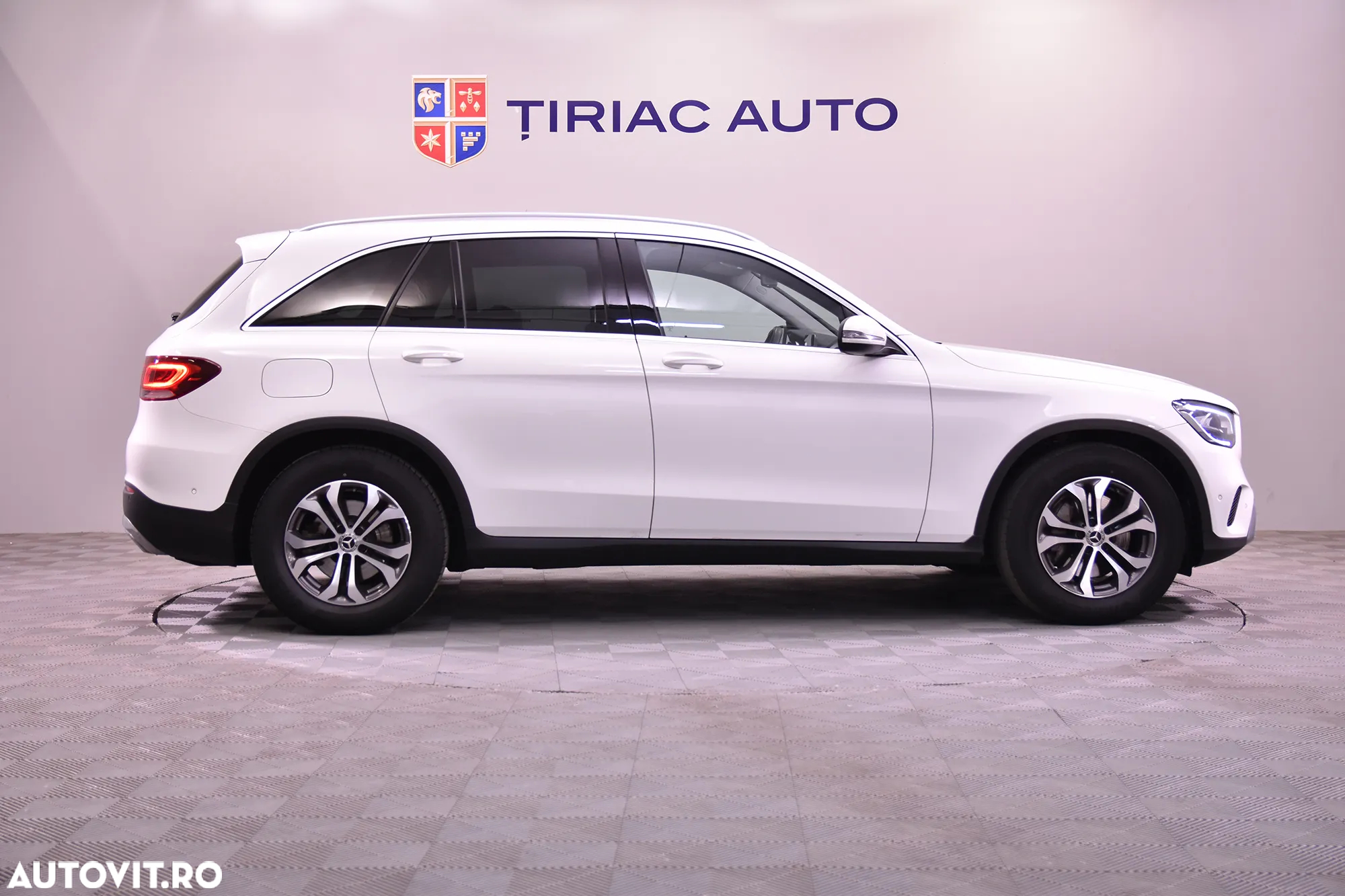 Mercedes-Benz GLC 220 d 4MATIC - 6