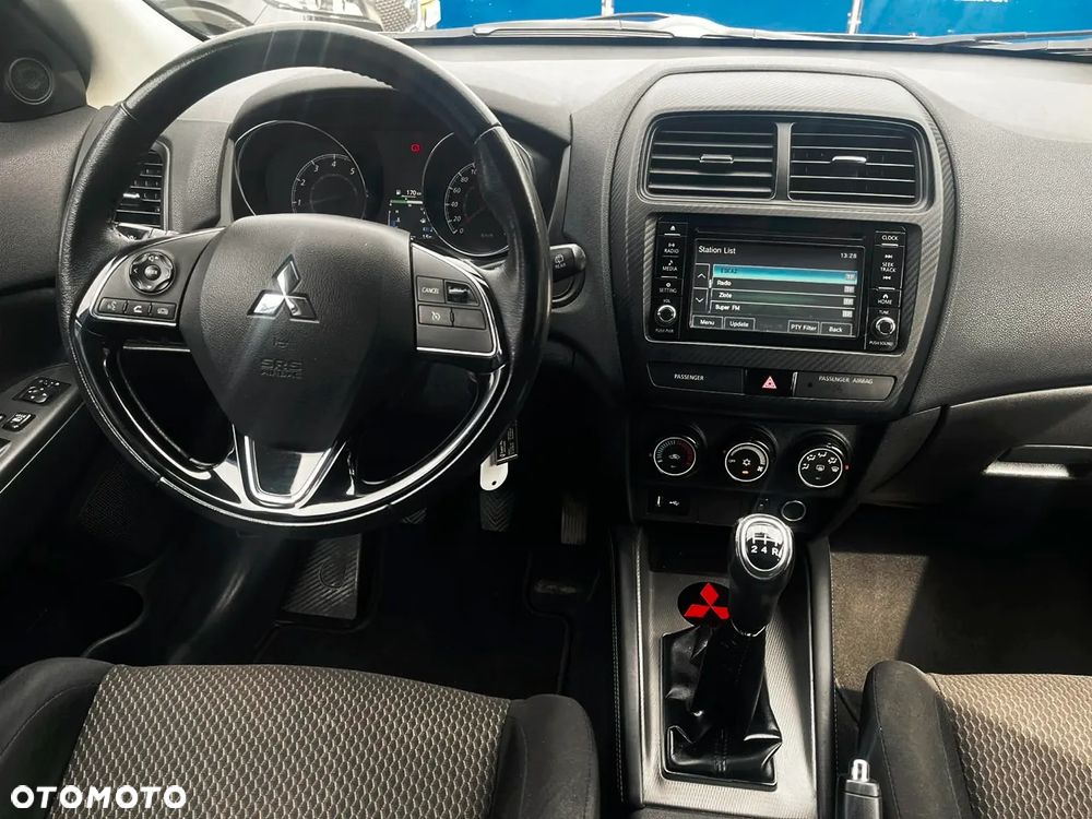 Mitsubishi ASX 2.0 Invite - 14