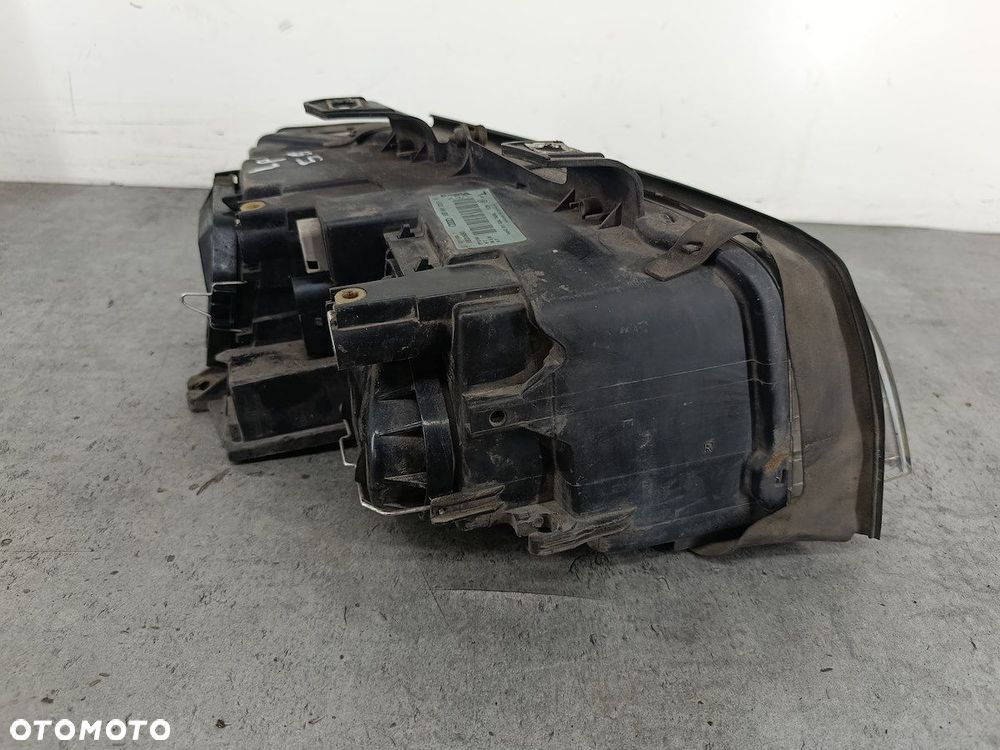 LAMPA PRZÓD LEWA AUDI A4 B6 8E0941003F  89305690 VALEO - 4
