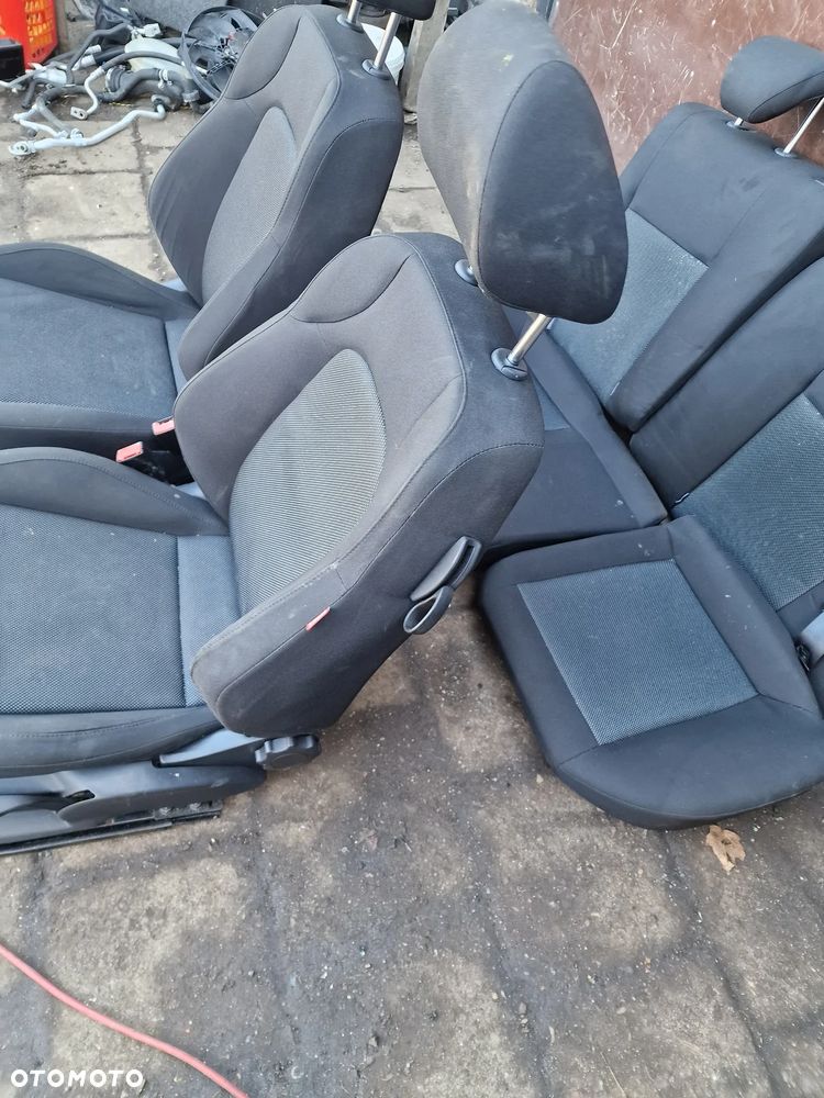 Komplet  foteli  seat  Ibiza  IV 6j  3d sport - 6