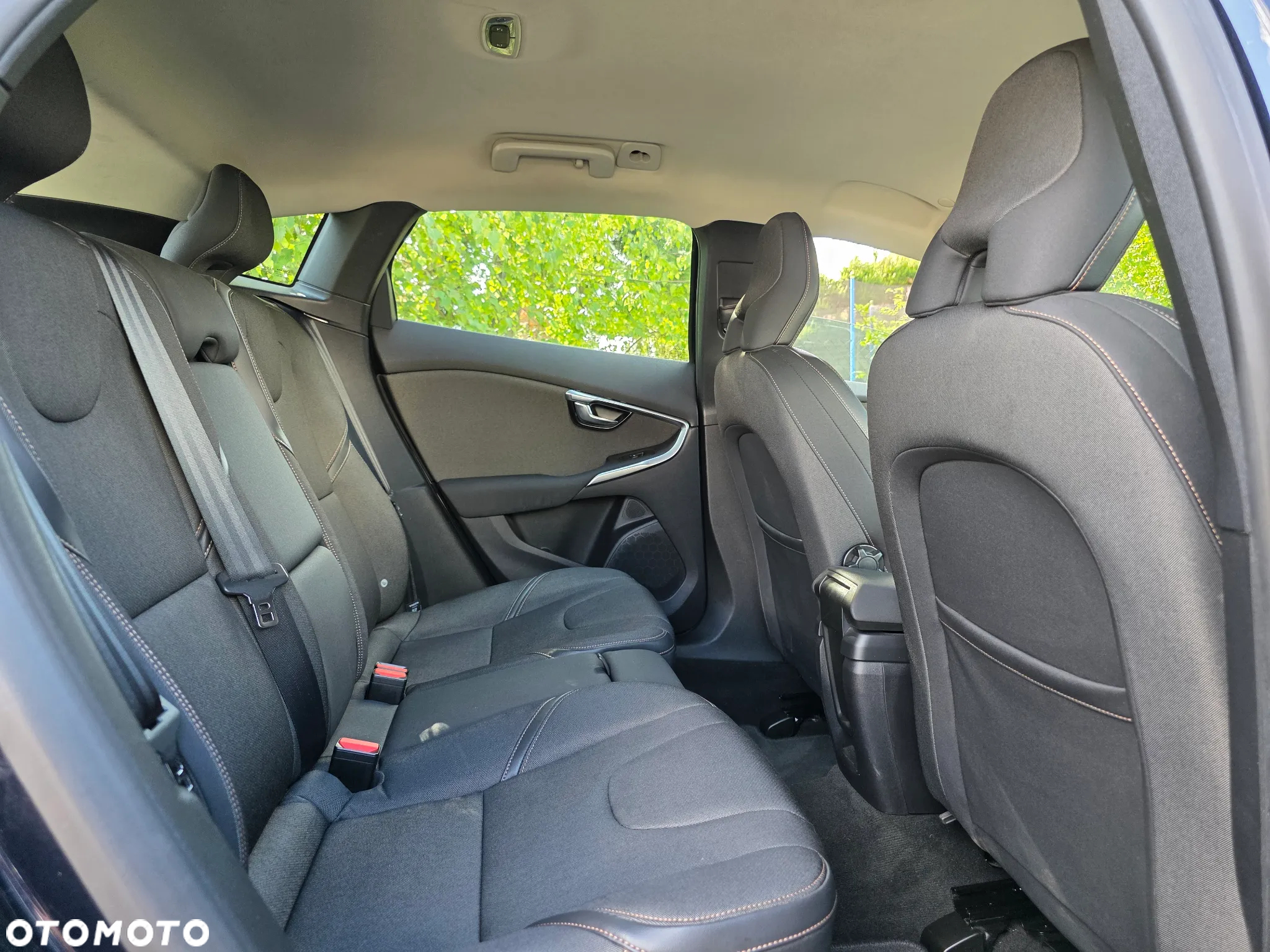 Volvo V40 Cross Country D2 Drive-E SCR Dynamic Edition - 28
