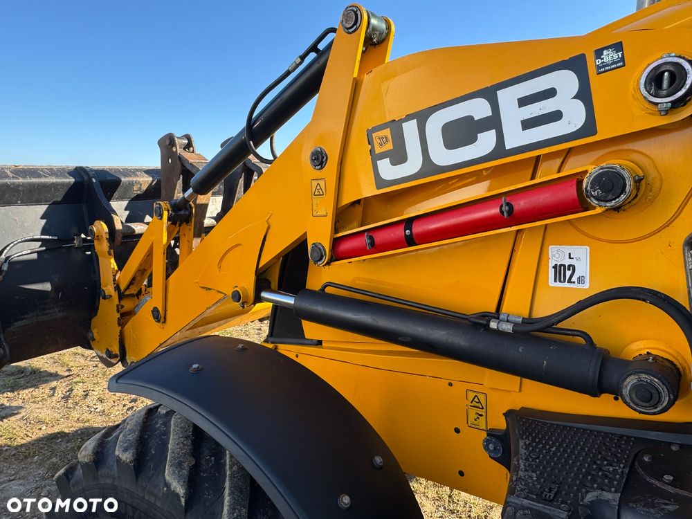 JCB 3CX / KOPARKO-ŁADOWARKA / 2019 ROK / 4200 MTH / KLIMATYZACJA / SPROWADZONA - 28