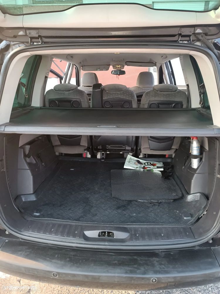 Peugeot 807 2.0 HDi - 11