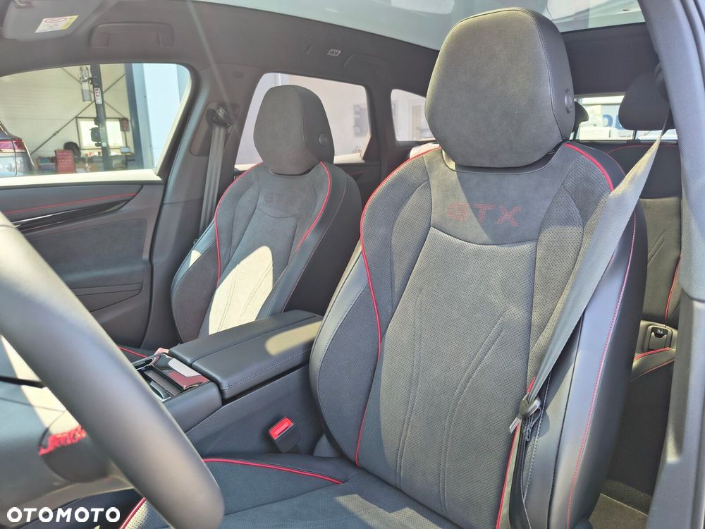 Volkswagen ID.7 86kWh GTX Plus 4Motion - 17