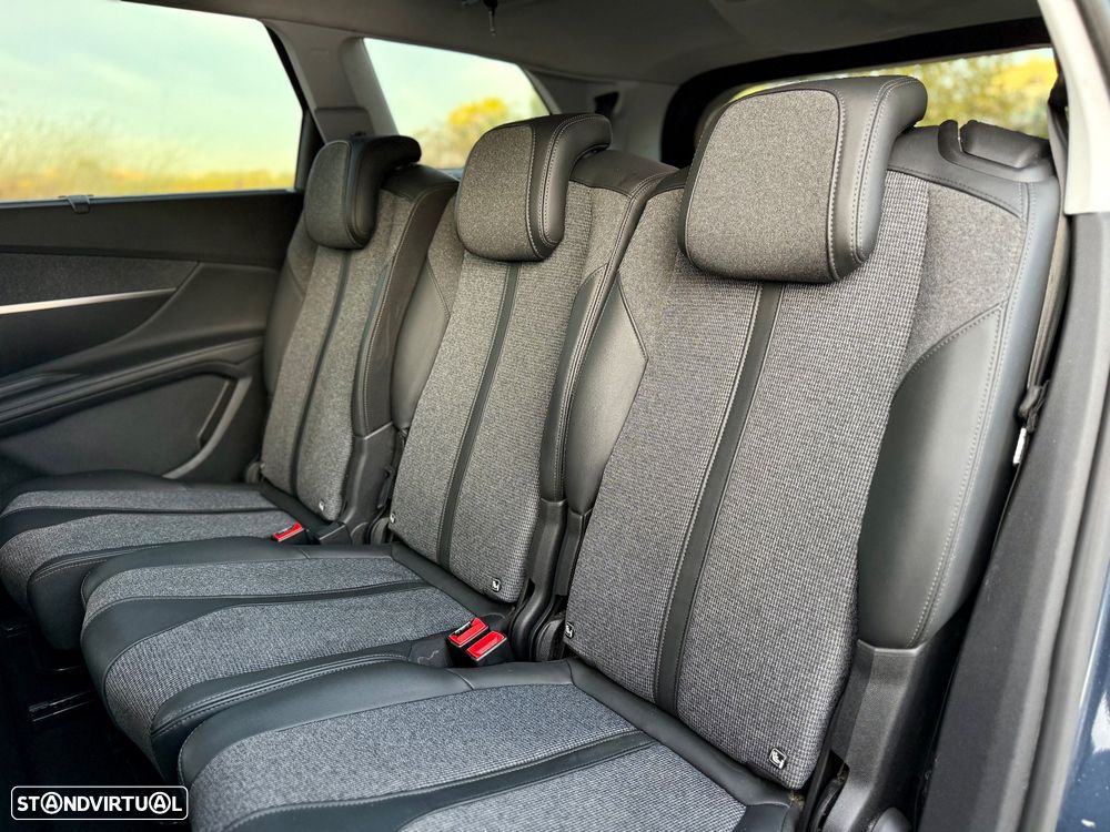 Peugeot 5008 1.2 PureTech Allure EAT8 - 7