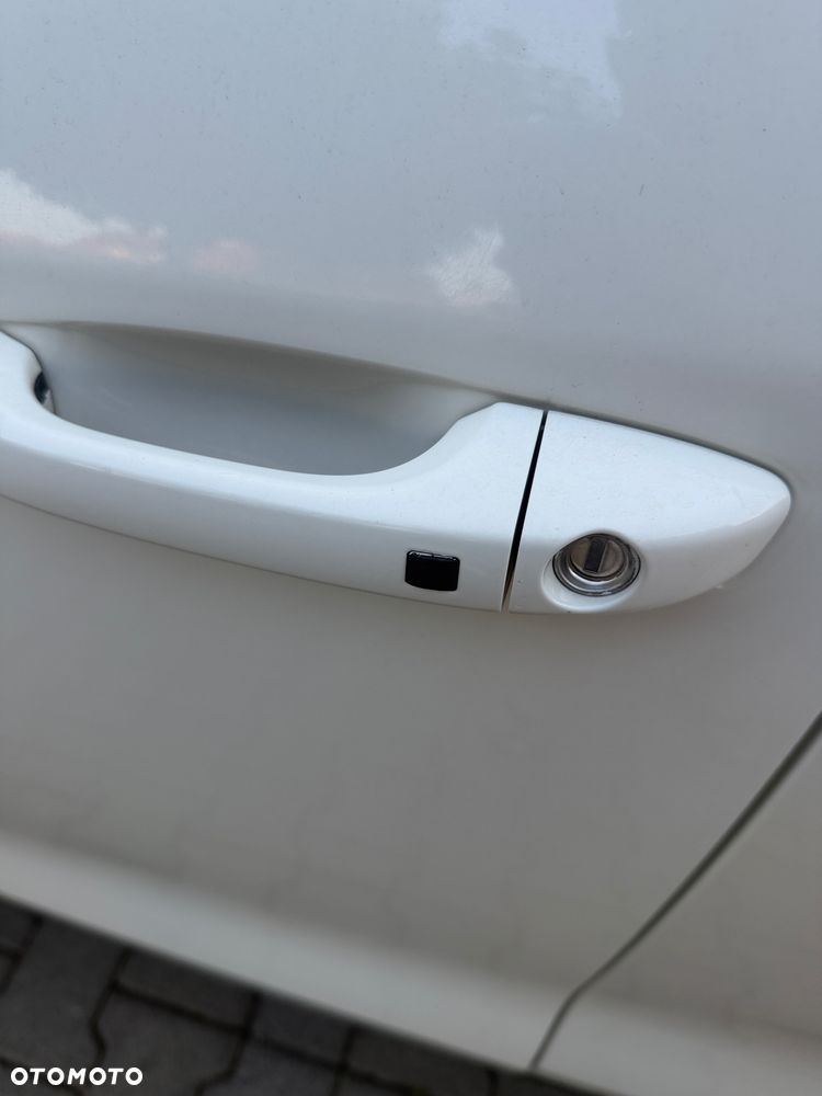 SsangYong/KGM Tivoli e-XDi 160 2WD Crystal - 24