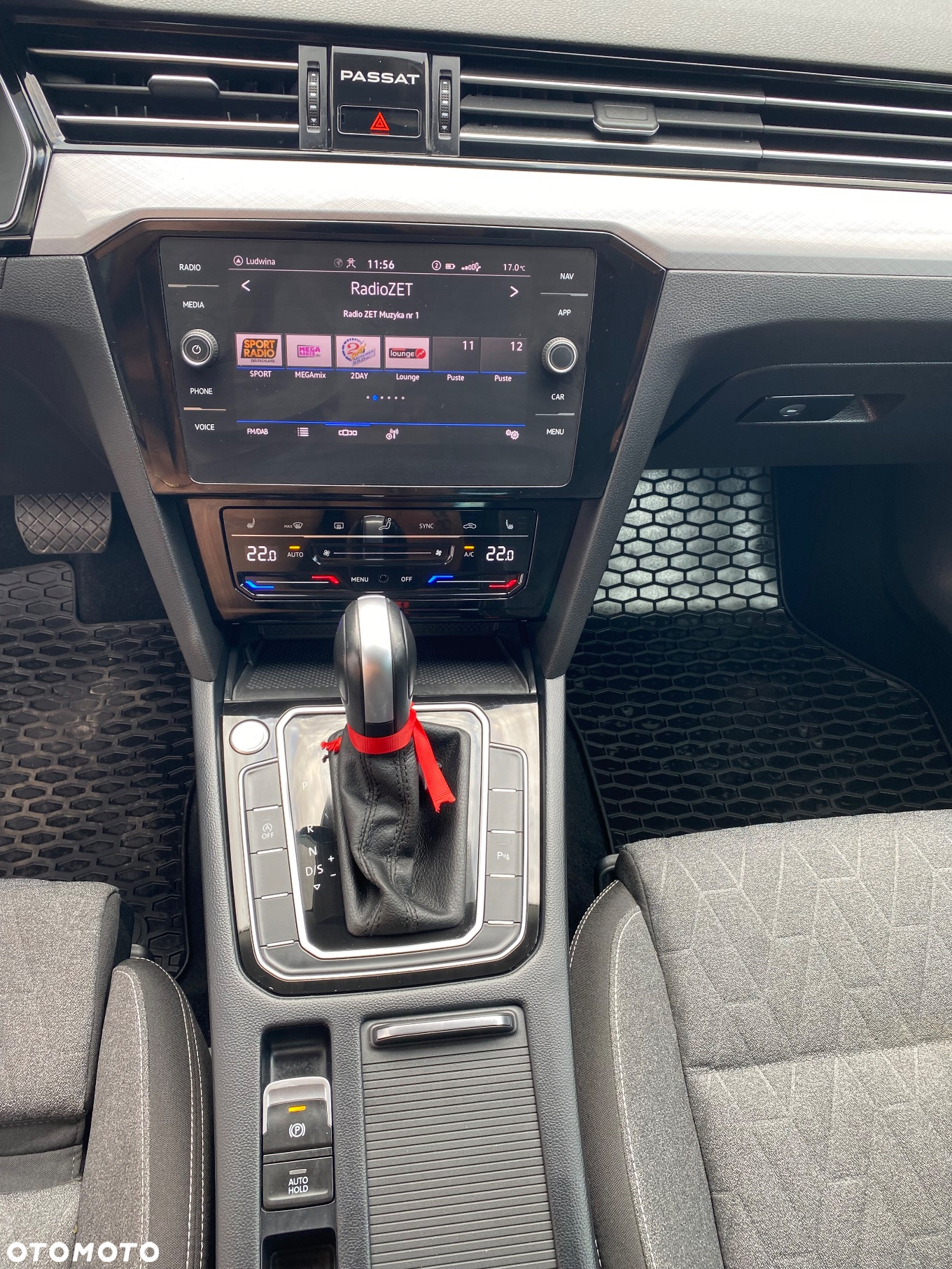 Volkswagen Passat Variant 2.0 TDI DSG (BlueMotion Technology) Comfortline - 19