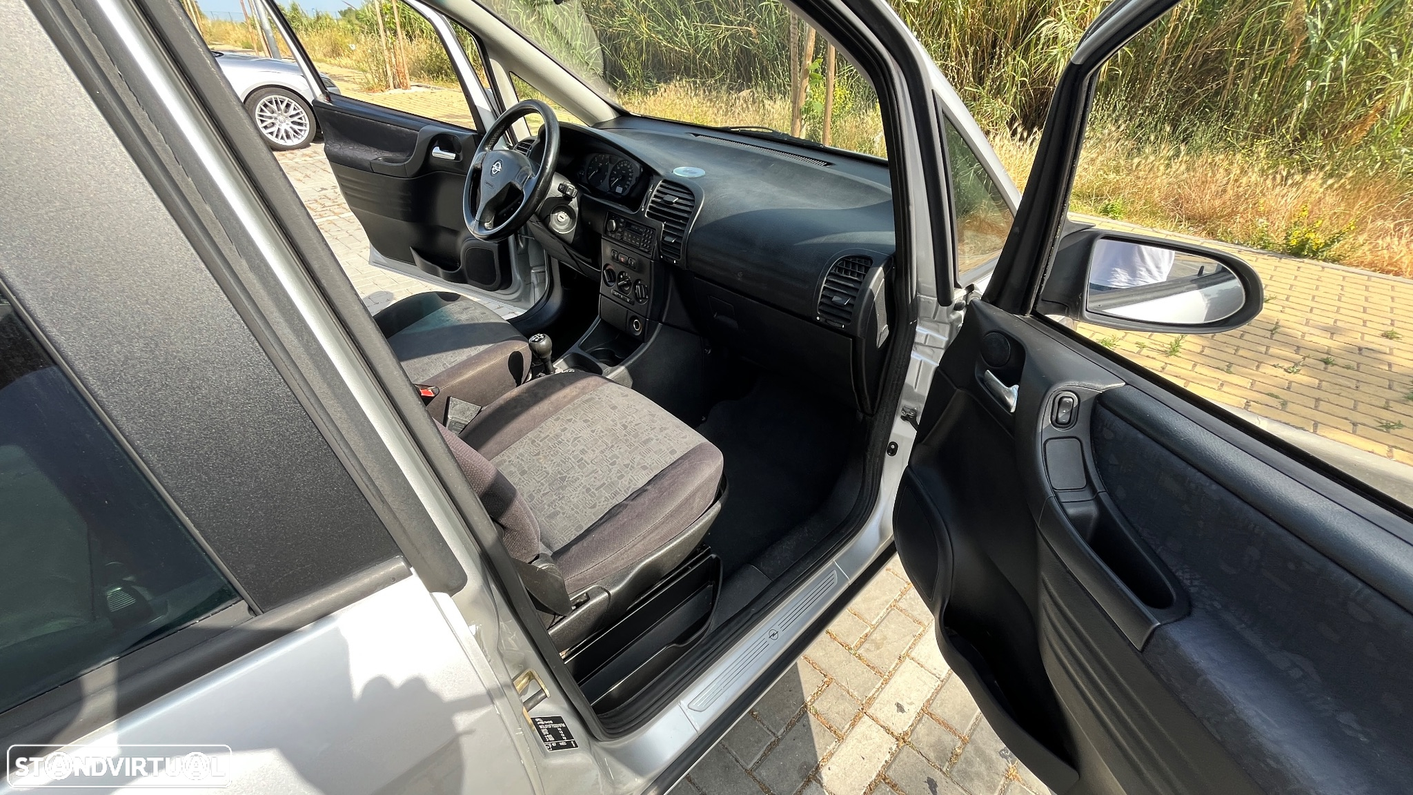 Opel Zafira 2.0 DTi Elegance - 23