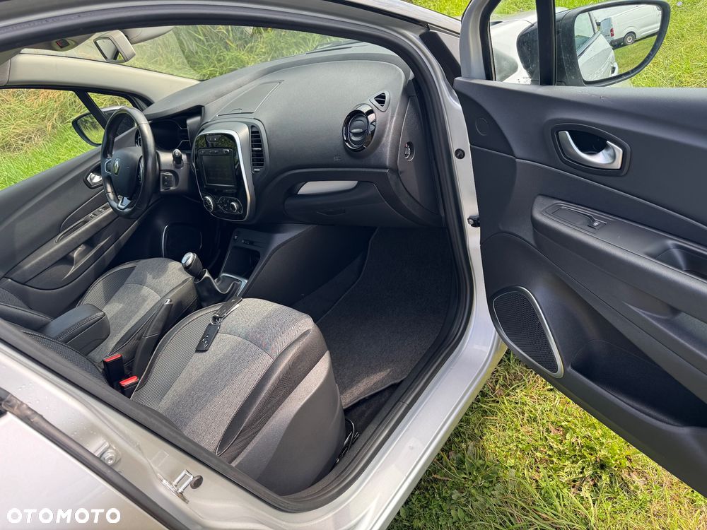 Renault Captur - 28
