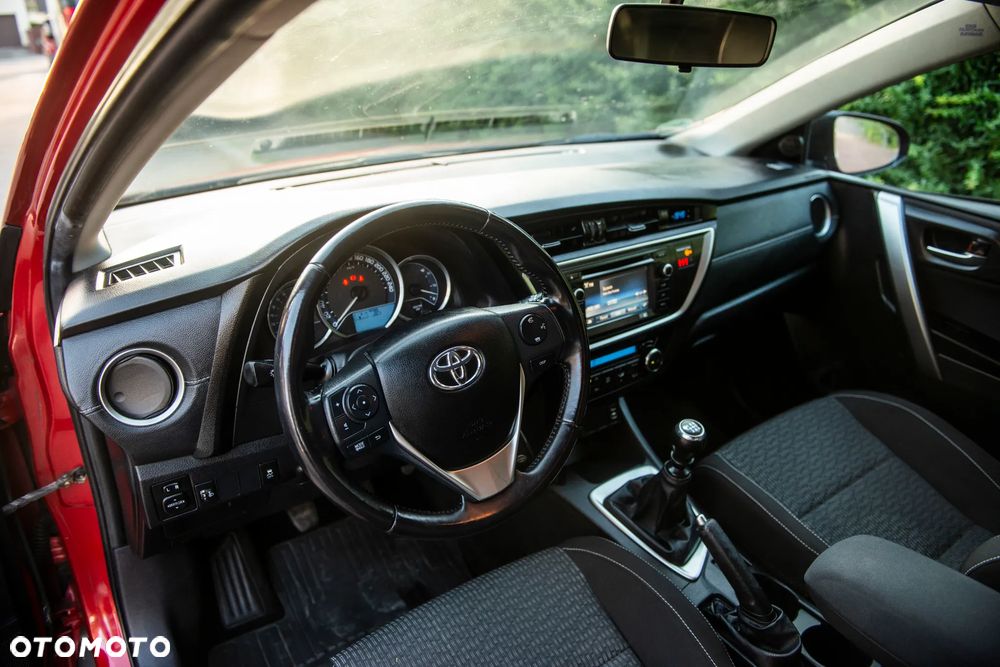 Toyota Auris 1.33 Dual-VVT-i Edition - 19