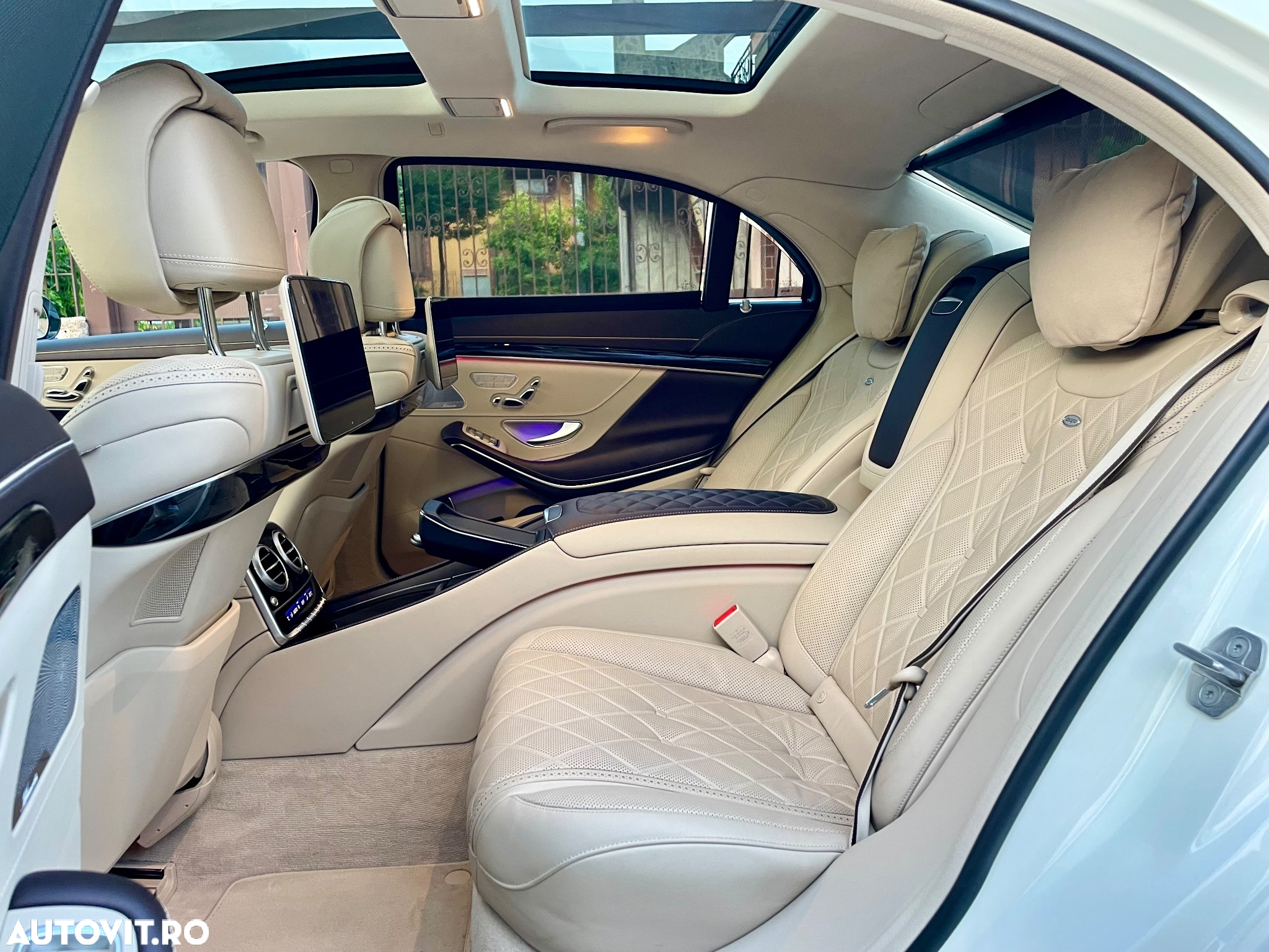 Mercedes-Benz S 560 L 4Matic 9G-TRONIC - 15